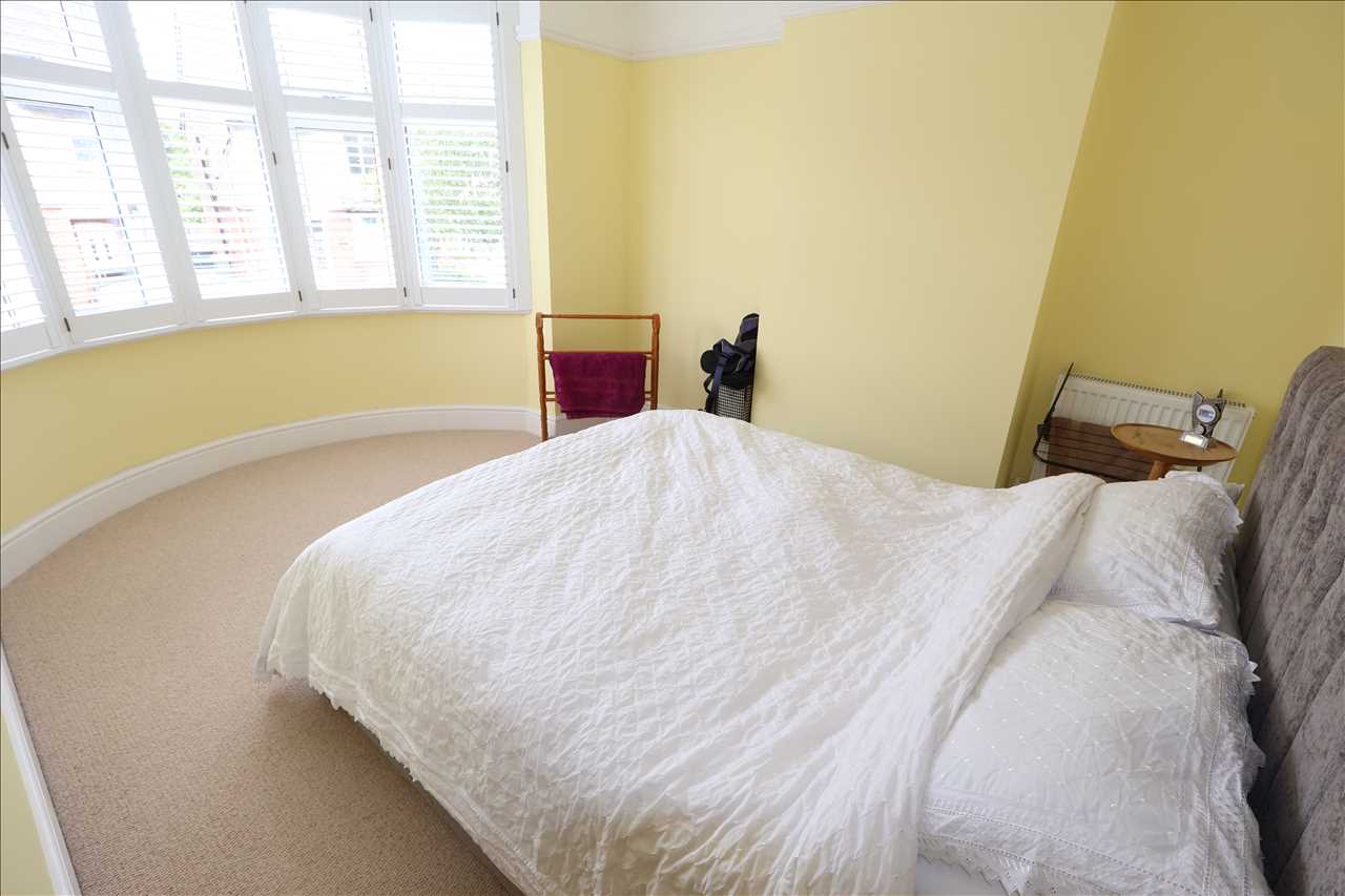 Stacey Avenue, Wolverton - Picture 9