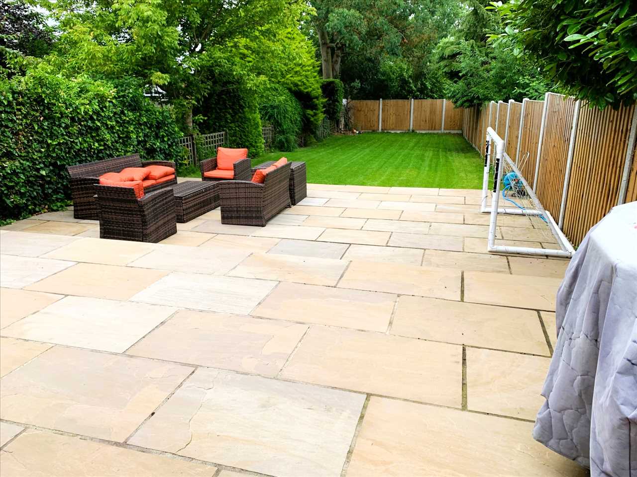 Stacey Avenue, Wolverton - Picture 13