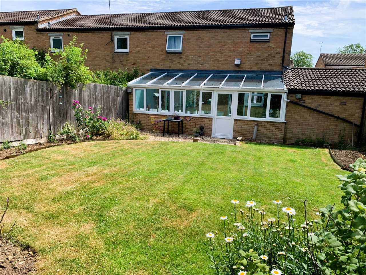 Dunvedin Place, Hodge Lea - Picture 13