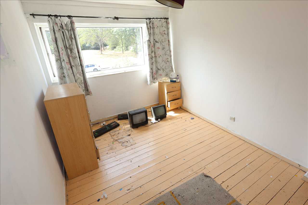 Reeves Croft, Hodge Lea - Picture 8