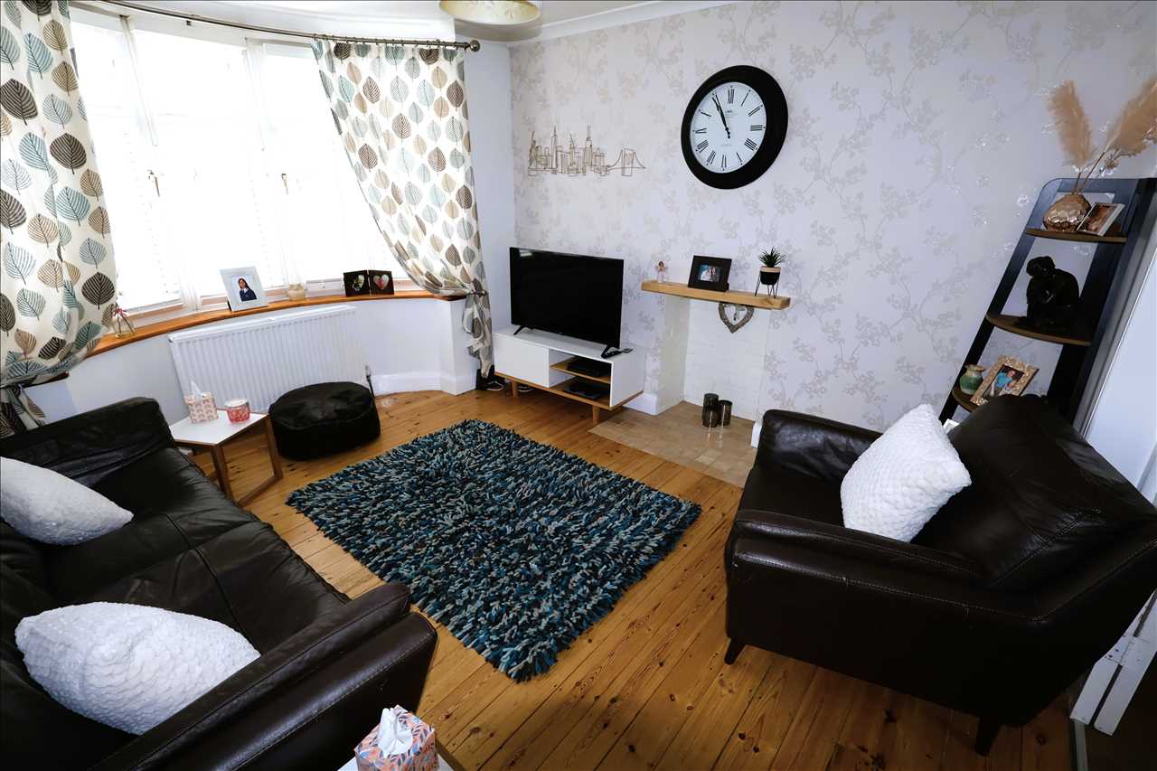 Gloucester Road, Wolverton - Picture 2