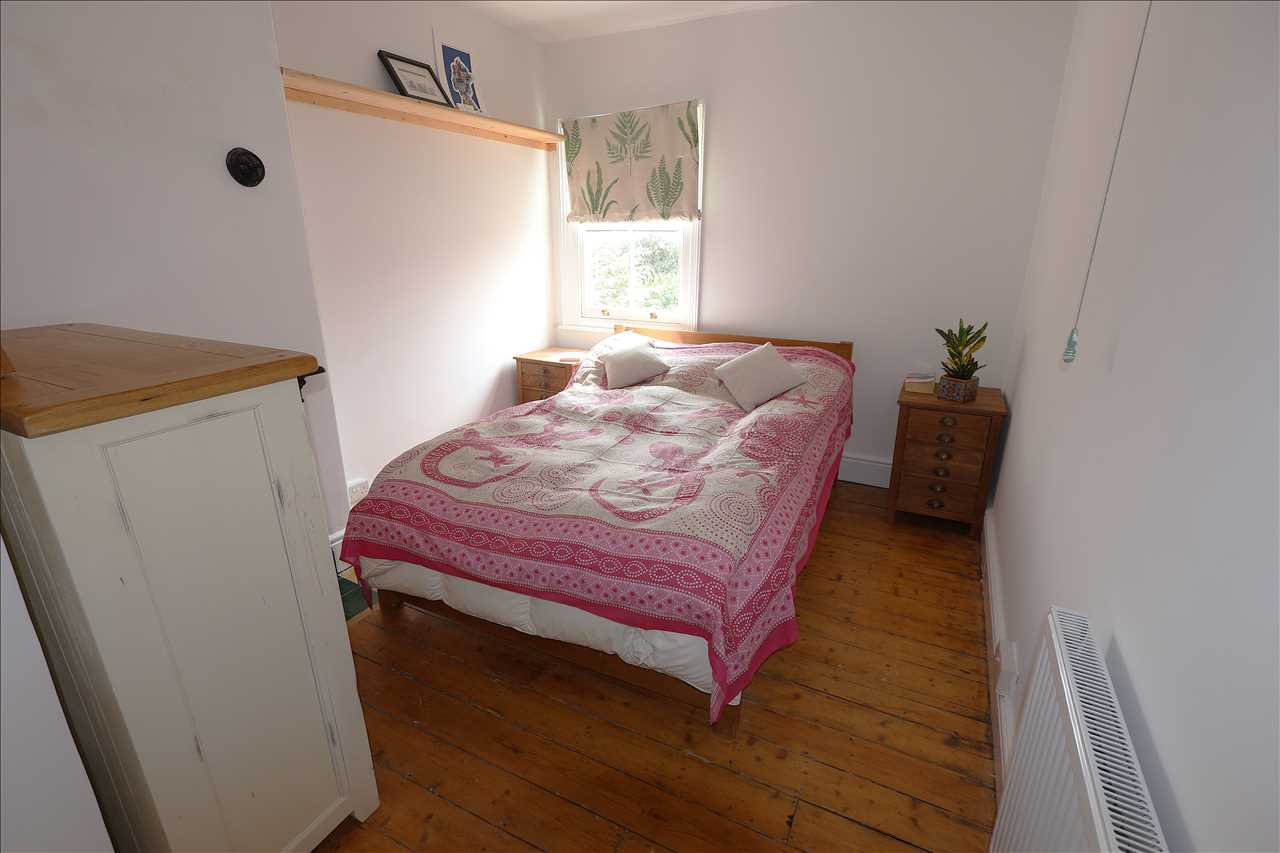 Victoria Street, Wolverton - Picture 9
