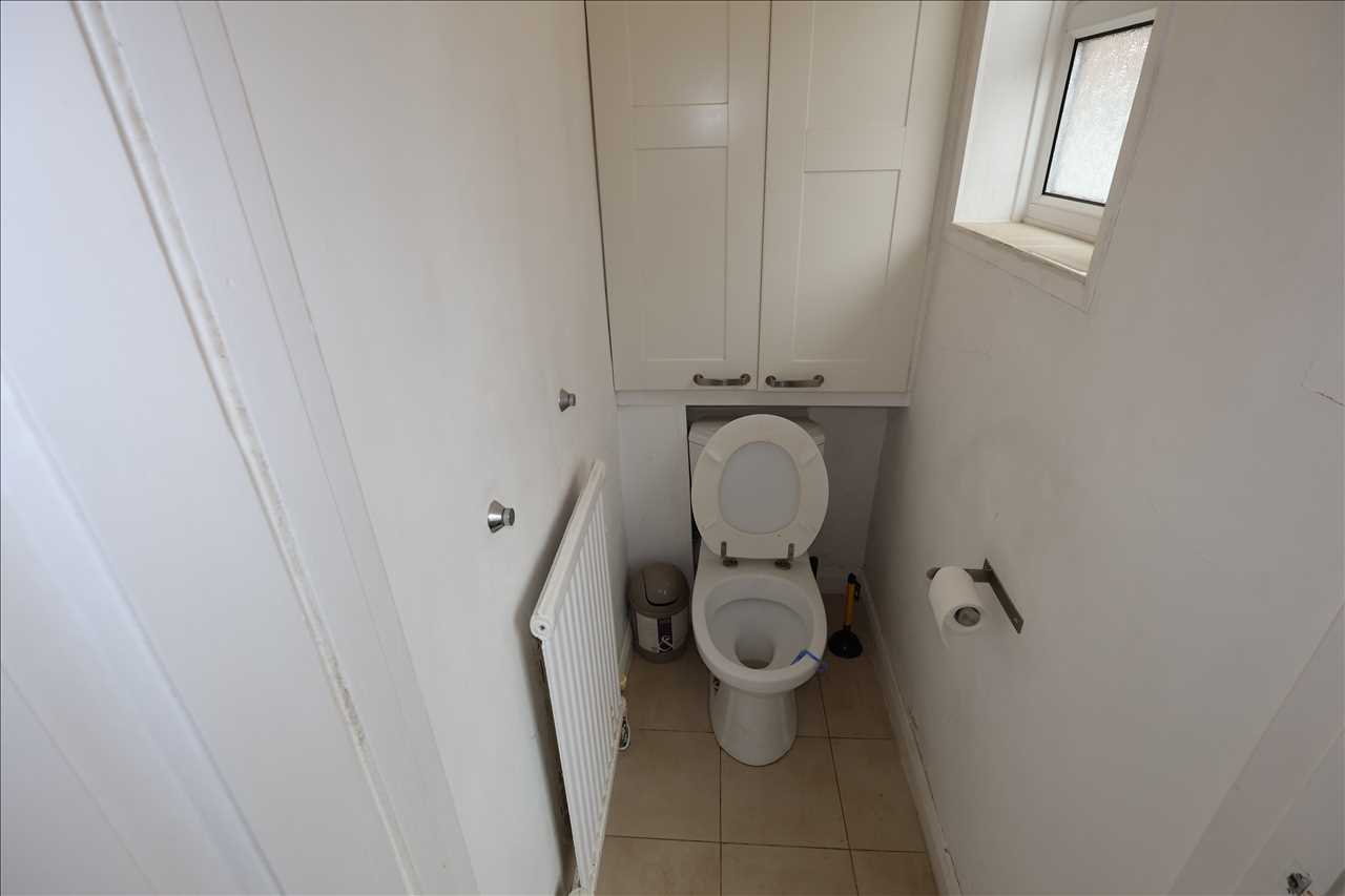 Peel Road, Wolverton - Picture 9