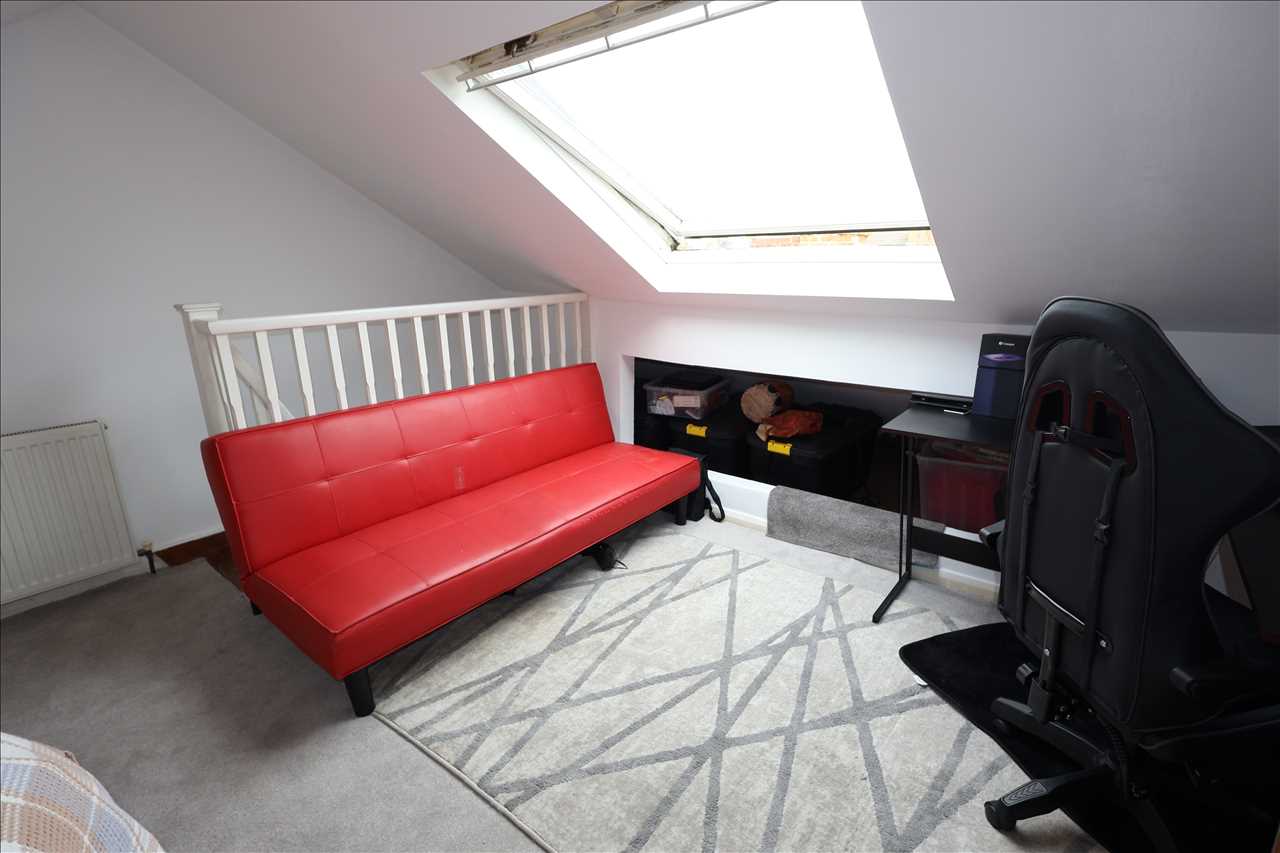 Peel Road, Wolverton - Picture 18